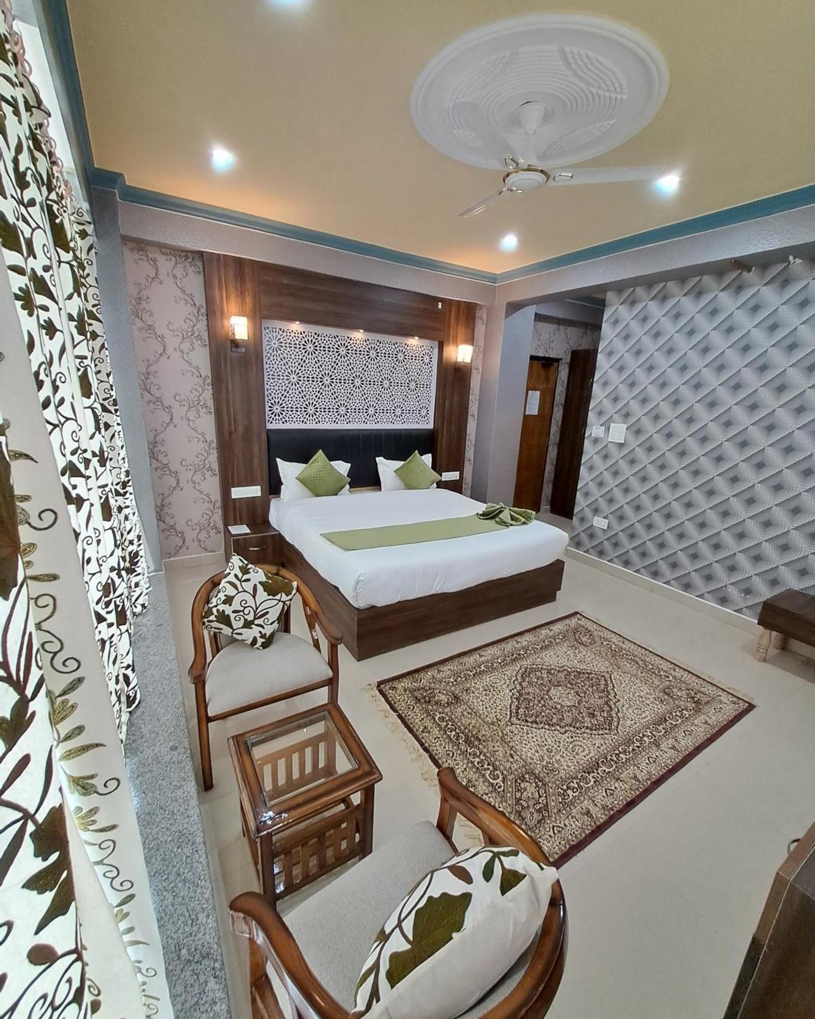 Hotel The Jamawar Srīnagar Habitación foto